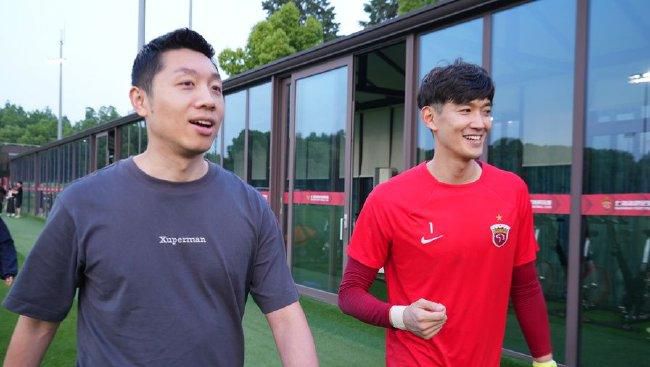 关于我情敌的一切